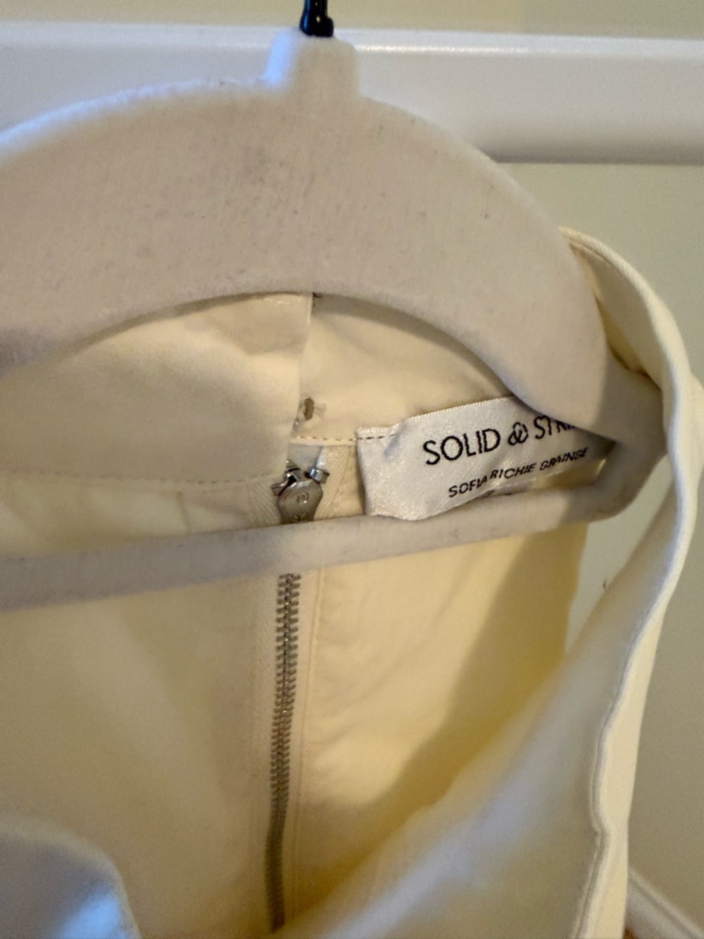 SOLID & STRIPED Cream Sleeveless Mock Neck Tank - Picture 3 of 3